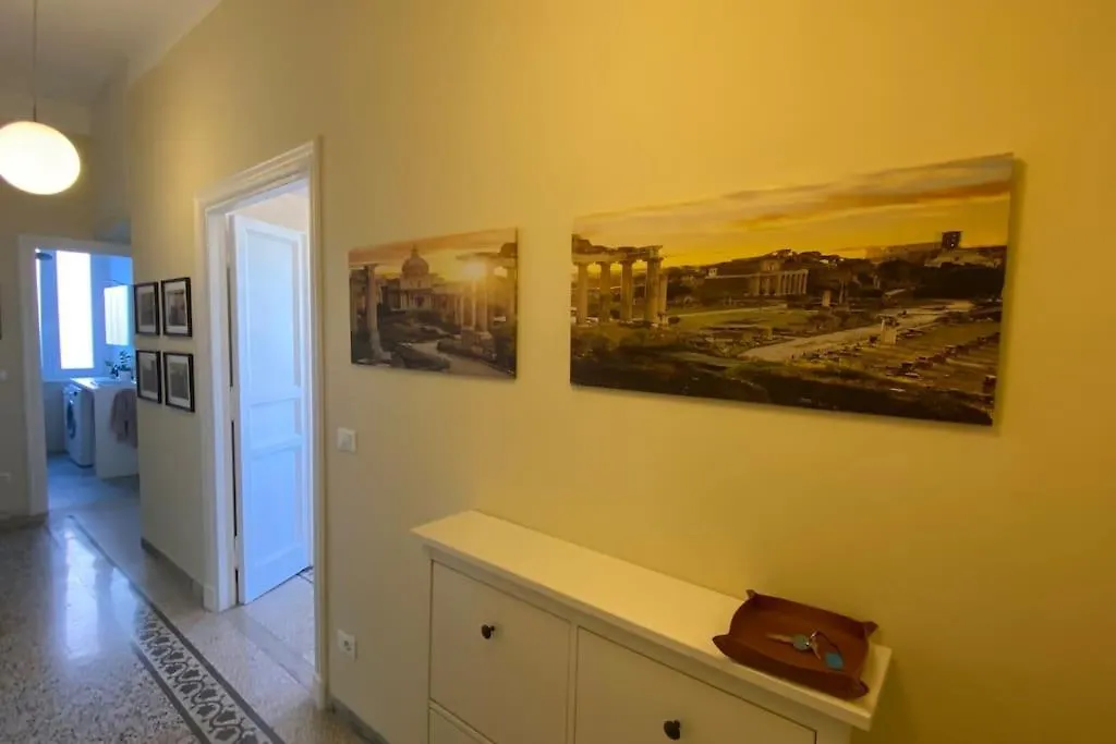 Holiday home Open City Rome Italy